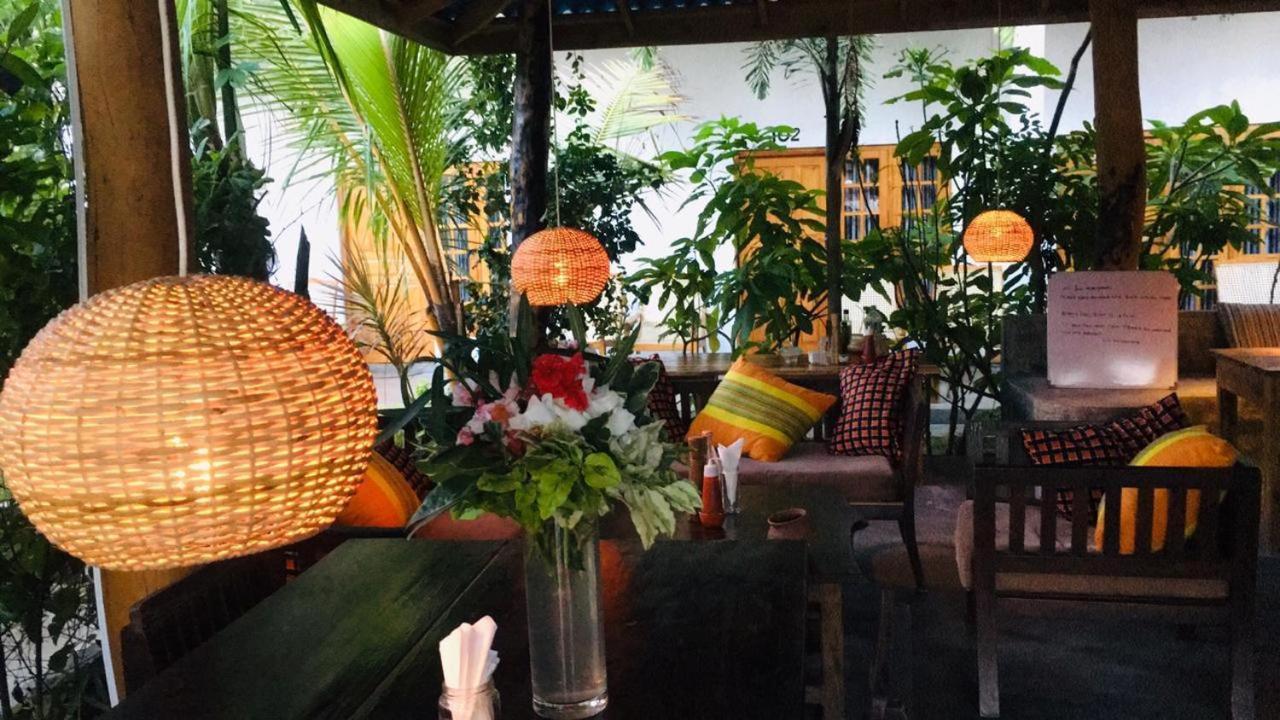 Cili Hotel 아루감 베이 외부 사진